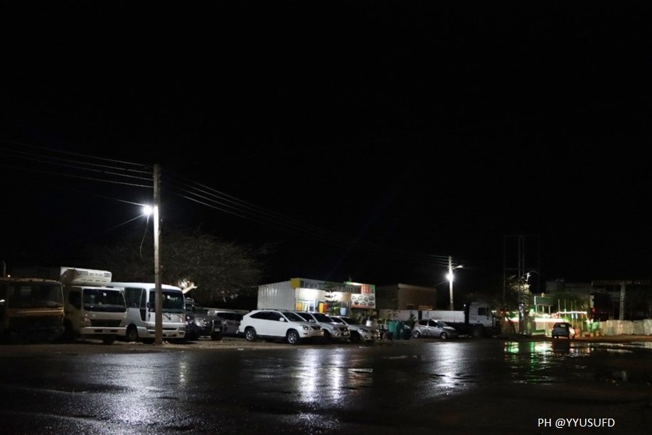 yyusufd's tweet photo. We received what we ask for it plus a bonus that come with it yet we were not prepared for it!

We ask Mayor Abdikarim Mooge and our capital city is ready to catch up rest of the world. https://t.co/avl8UD25Ja