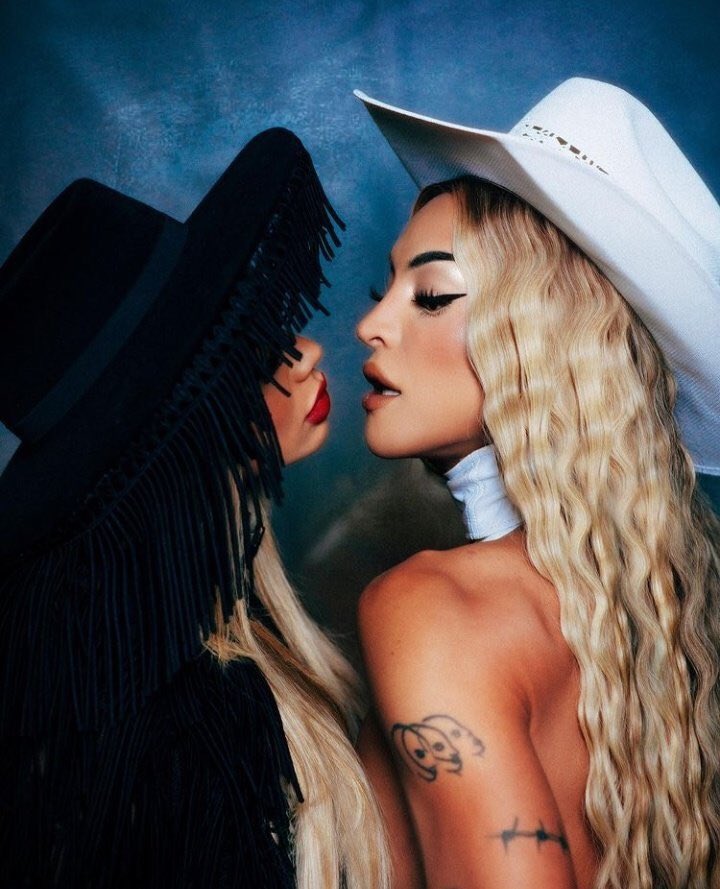 PvAccess's tweet photo. Já está entre nós o novo ep da maravilhosa @LexaOficial #Magneticah e a @pabllovittar deixou seu brilho na faixa #CALVAGADA 🐎✨
Escolham sua plataforma preferida e cavalguem sem dó 🐎✨✨✨
CAVALGADA MAGNETICAH + PABLLO E LEXA
🔗: https://t.co/vFmgV5hCLE https://t.co/oAfaaeTh9F