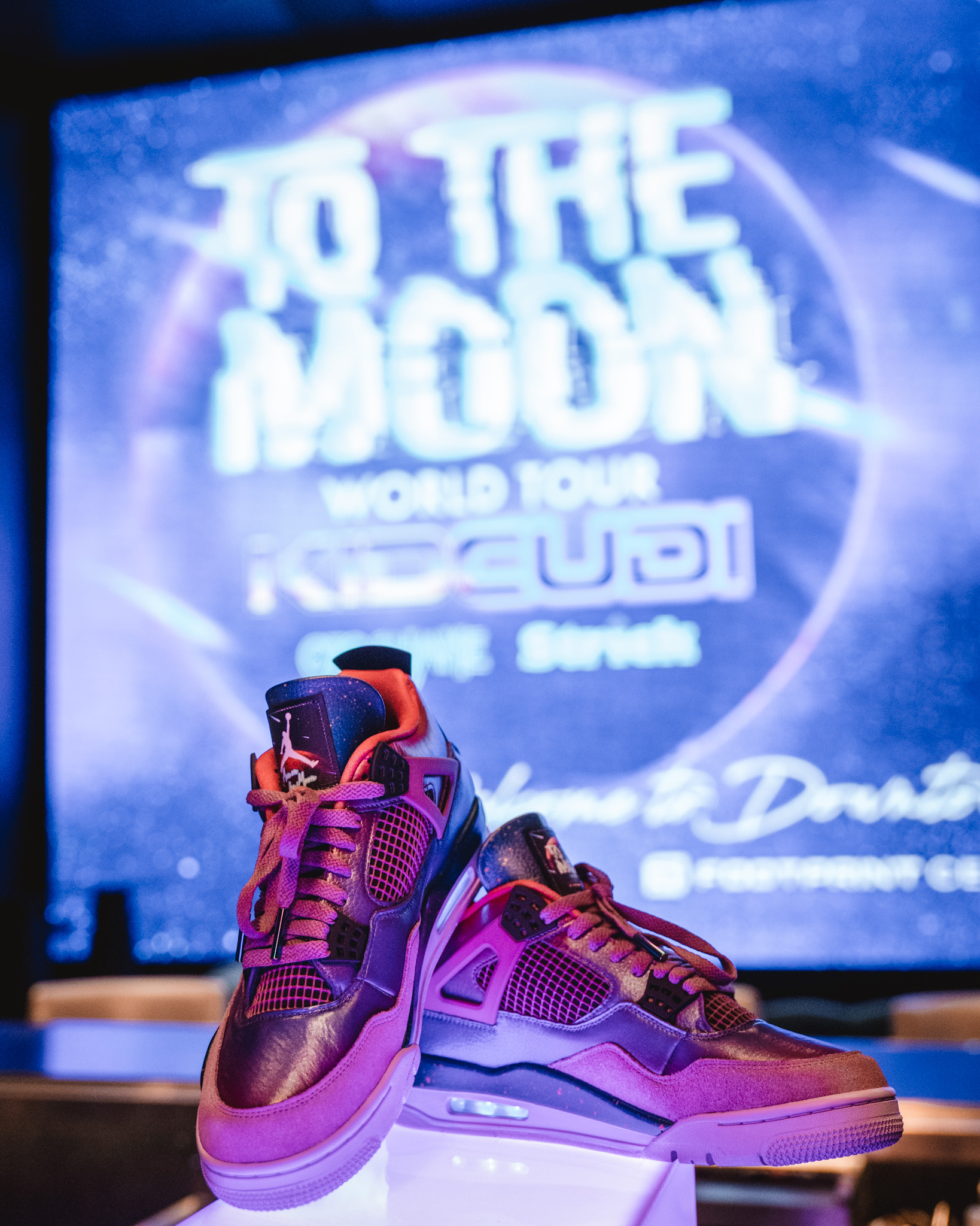 Lunar jordan shop iv