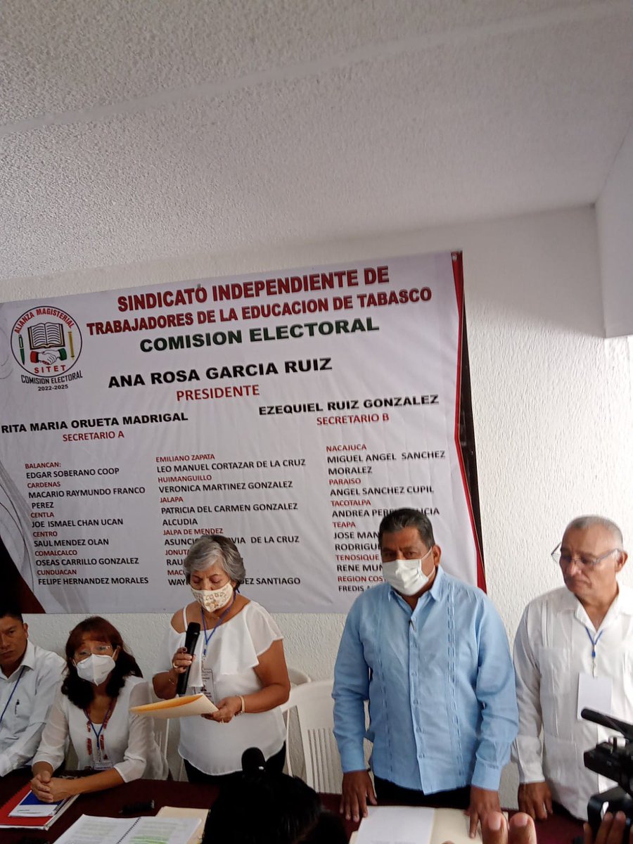 sitet_tabasco's tweet photo. Rueda de prensa en la Comisión Electoral del SITET para presentar las planillas a contender este 23 de septiembre. https://t.co/lxAozfzDMo