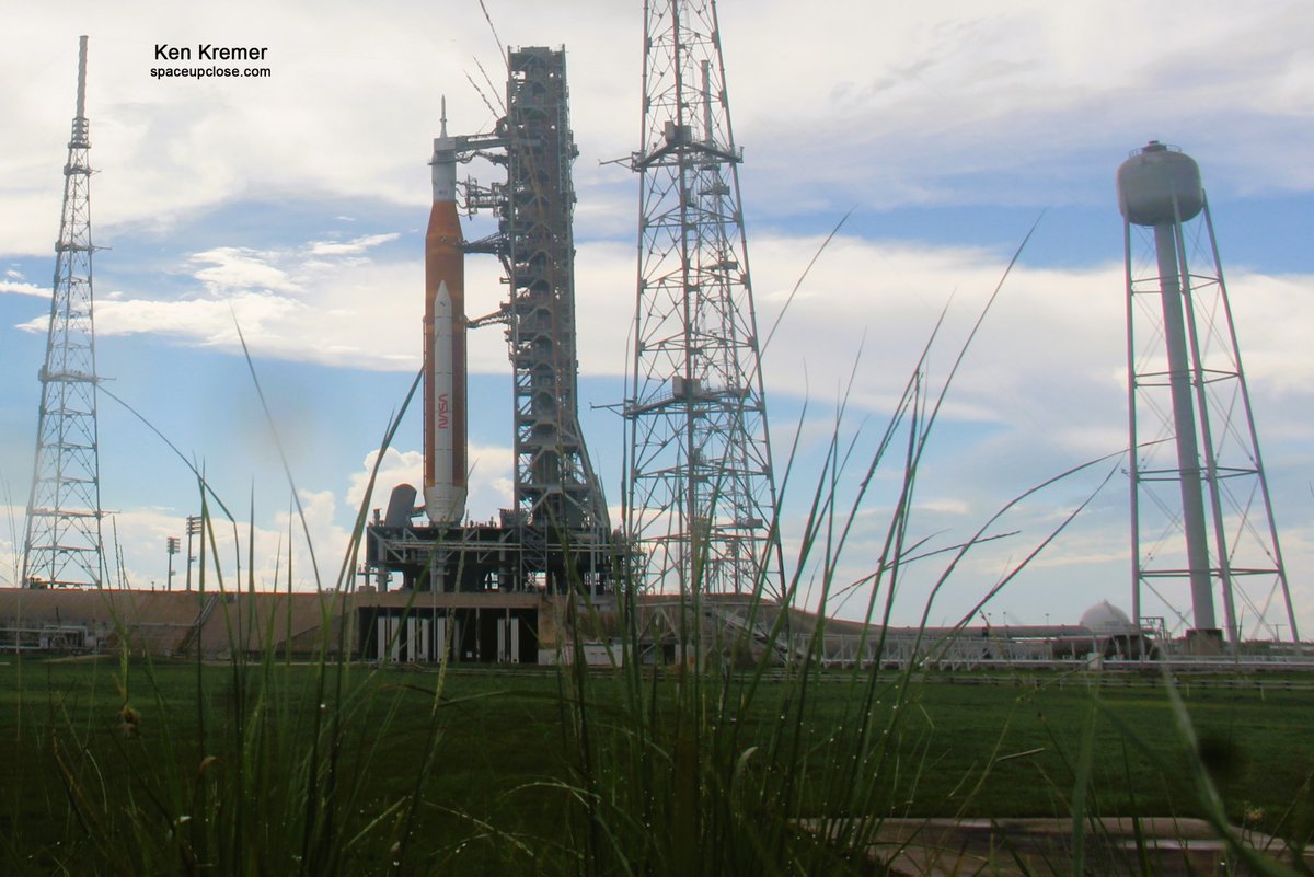 ken_kremer's tweet photo. L Minus 4 days to Liftoff NASA #Artemis1 lunar test flight of 1st integrated mission SLS and Orion @NASAKennedy #pad39B https://t.co/Xv4WBThrwY