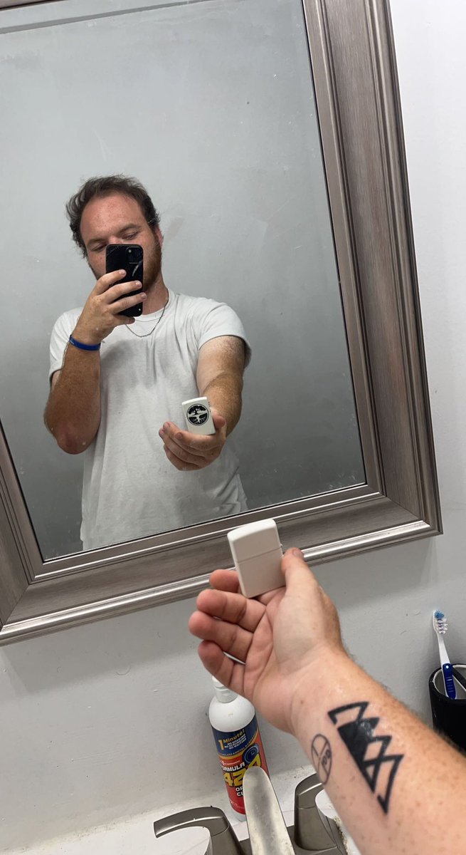 CodyLambeth's tweet photo. Any non cringe apex tattoo ideas ? Lol https://t.co/3ufqsjTpOr
