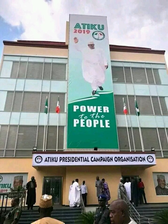 mahbeel_A's tweet photo. Live from Atiku presidential campaign organisation office @ wuse 2 Abuja.
#ONENATIONFORAA https://t.co/UJNVvEKONh