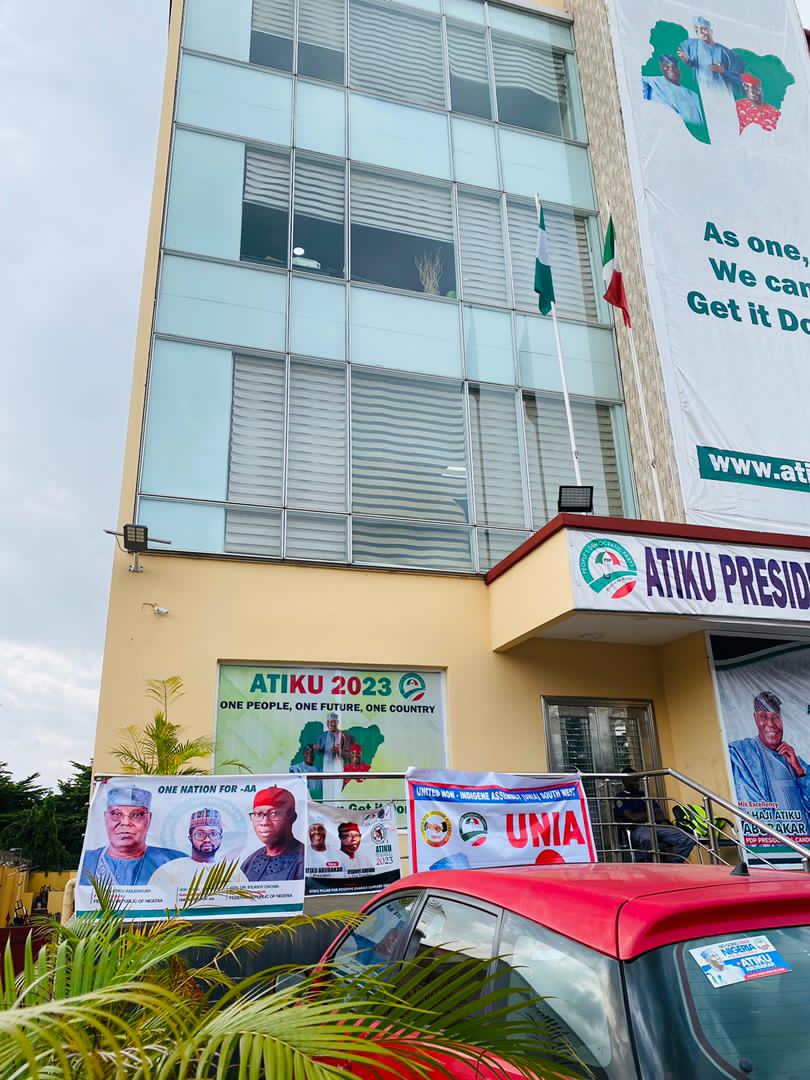 mahbeel_A's tweet photo. Live from Atiku presidential campaign organisation office @ wuse 2 Abuja.
#ONENATIONFORAA https://t.co/UJNVvEKONh