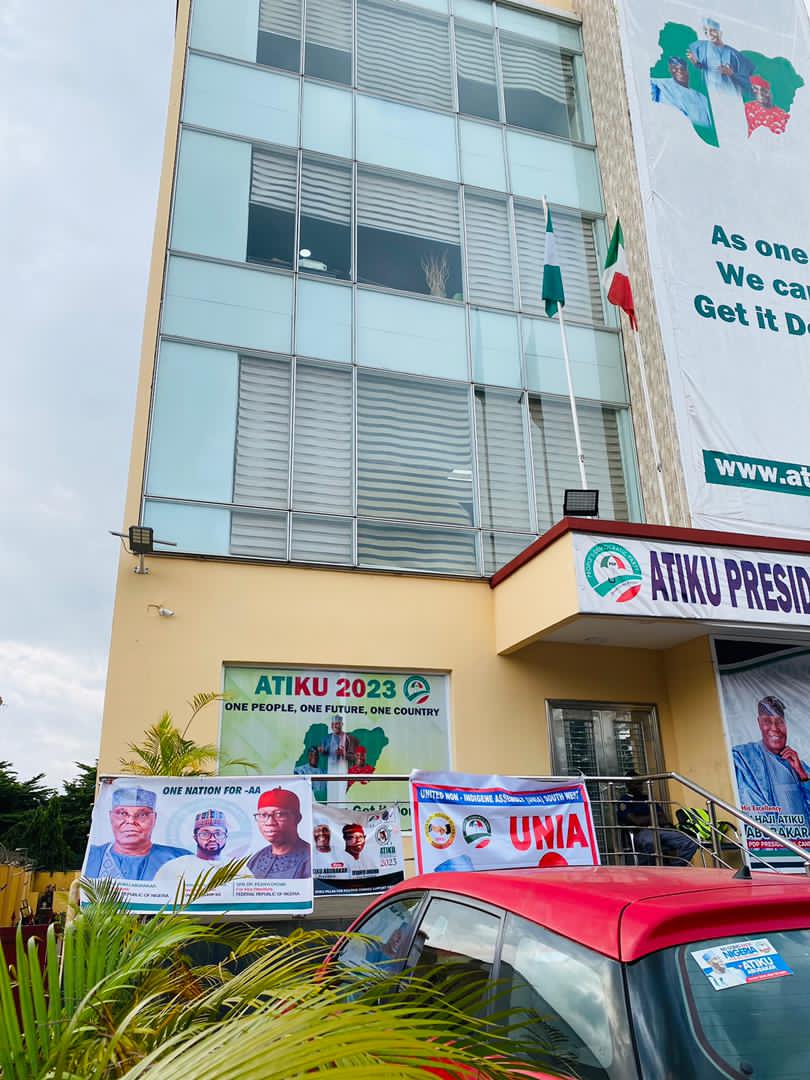 mahbeel_A's tweet photo. Live from Atiku presidential campaign organisation office @ wuse 2 Abuja.
#ONENATIONFORAA https://t.co/UJNVvEKONh