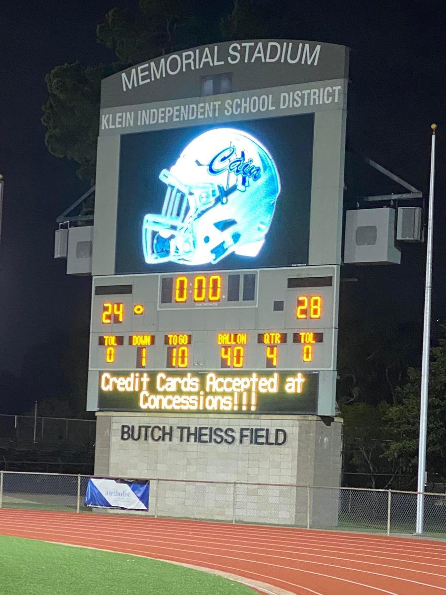 KLEINCAINFB's tweet photo. HOW BOUT THEM HURRICANES!
GREAT TEAM WIN OVER SUMMER CREEK! 28-24! 
#STORMSURGE22 #REIGNCAIN #EARNIT @KleinISDAth @KleinCain https://t.co/fDL0PkPm2I