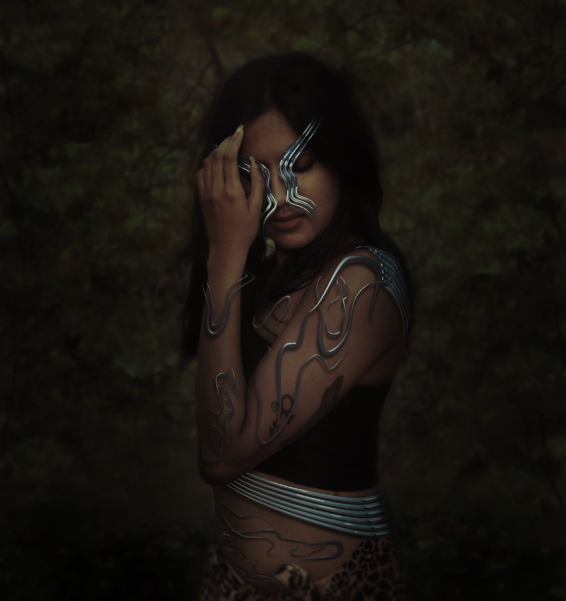francis_kurien's tweet photo. Gm #NFTCommunity I’m sliding into this style, a mix of @BlenderStudio_ + @Procreate. Learning 3d has been one of the best thing happened to my art journey so far..  #3d #fashion #Jewelry #unisex #metafashion #nftart #wearableart #franciskurien https://t.co/tIM7zre2mt