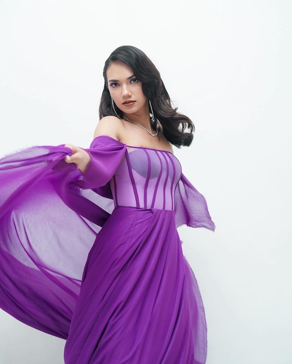 SamudraCinta_'s tweet photo. [Capture Moment Haico - Azof at SCTV Music Awards @SCTV ]
 
Haico by 
Makeup : abysalammakeup
Stylish : revashion
Dress : lookatheratelier
Hairdo : opick_hairstylist
Jewelry : mondial
Nails : linneabeautybar_id
Photo : snapnuel

#PhotoshootHaizofSMA #PhotoShootPurple #HaicoAzof https://t.co/eXV2jRwarF