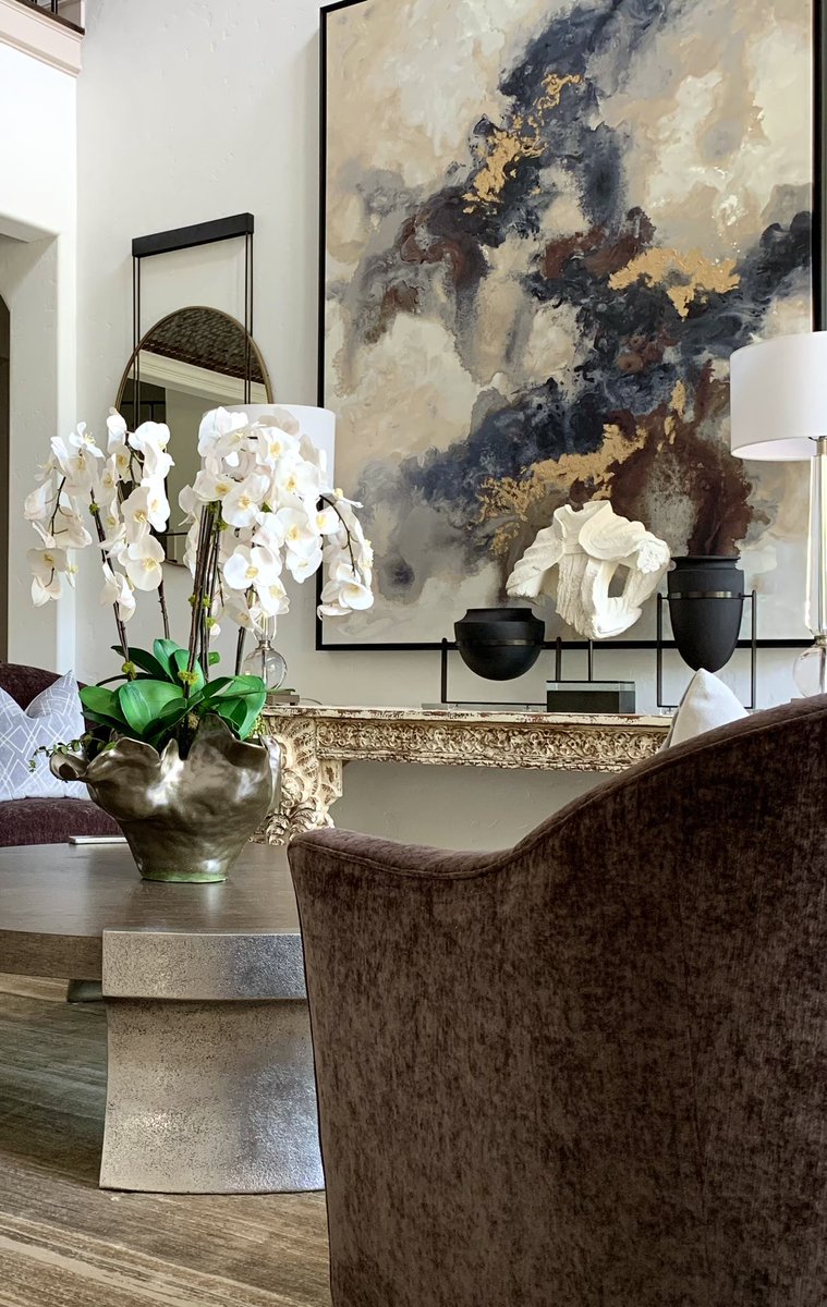 CCIIndigoREDllc's tweet photo. Chocolate & Vanilla!! #interiordesign #houstondesigner #boutiqueinteriordesigner https://t.co/rqavW2hlip