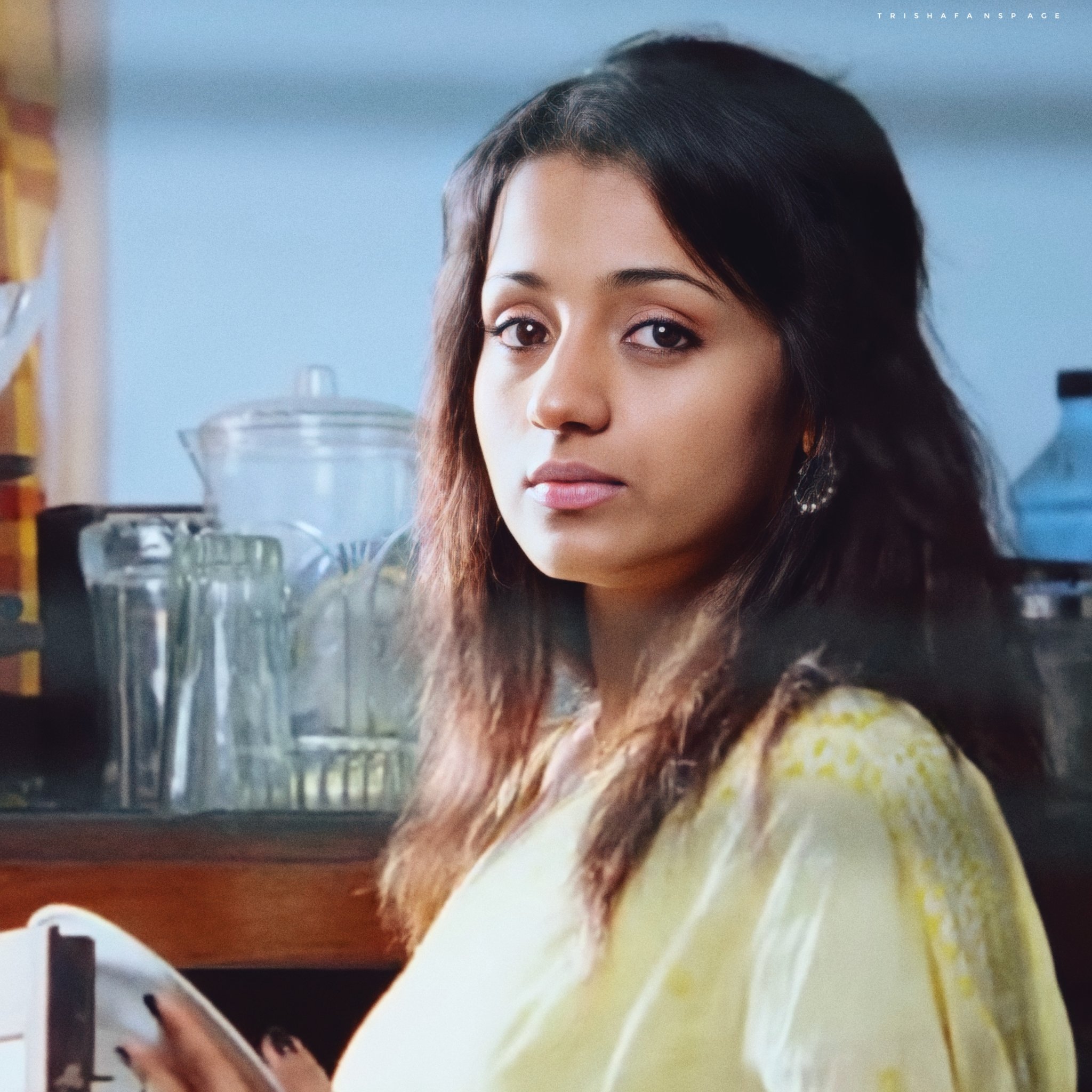 FbDuUL1aIAAiF4Q?format=jpg&name=large