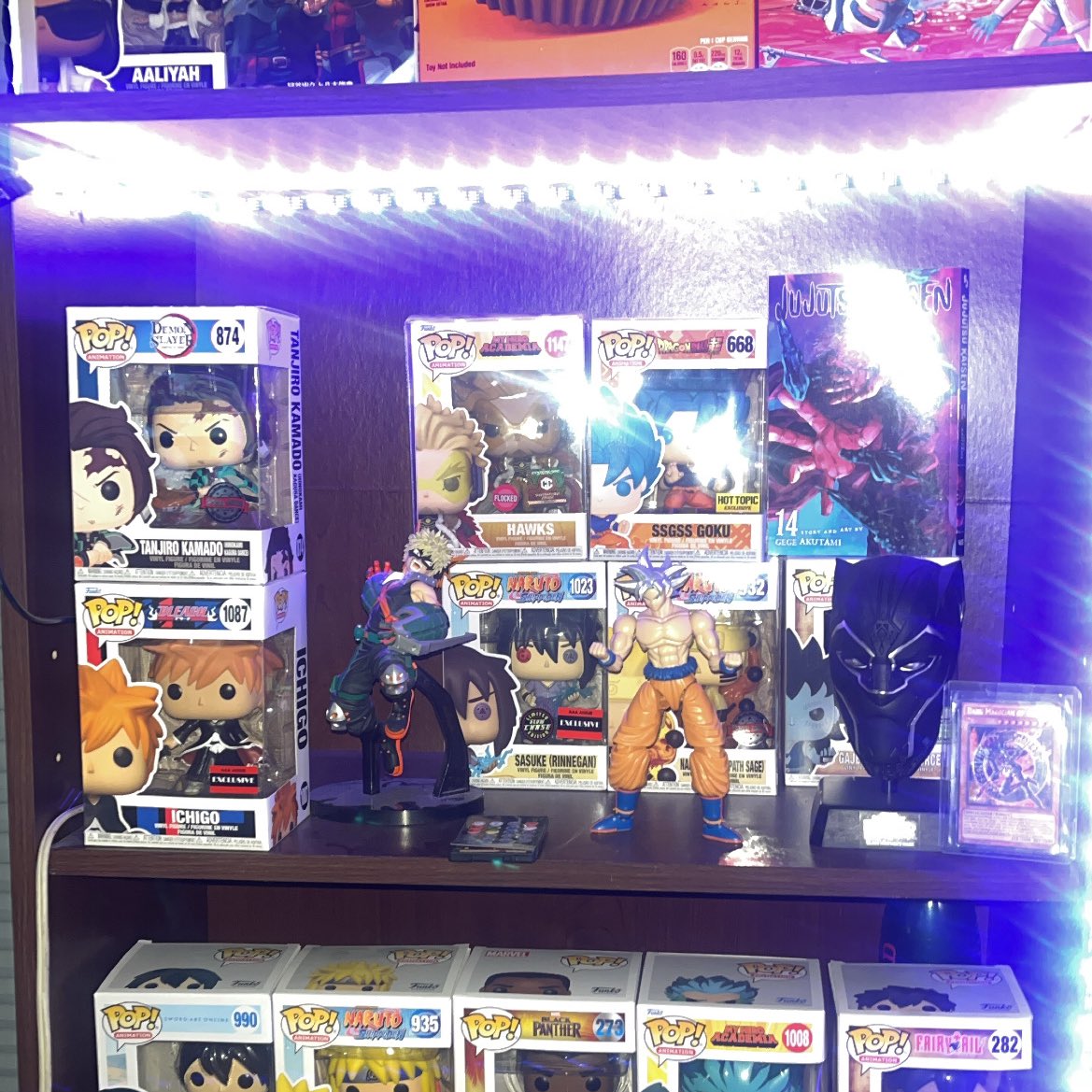reggmons's tweet photo. I have the best Funko pop/Anime/Manga/Nerd collection #funkoPOP #anime #reesespuff https://t.co/o9saCYqSnz