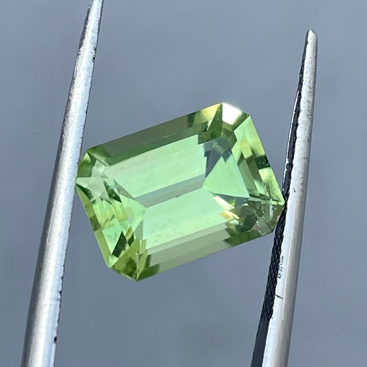 vagosav's tweet photo. Natural Faceted Emerald Cut Peridot, Stunning Lemon Green Peridot, Emerald Cut Loose Peridot Gemstone, Faceted Emerald Shape Peridot.
#loose #green #Faceted #Stunning #ShapePeridot #Gemstone #Peridot #cut #lemon #finefacetedgems #EtsyEmail
👉https://t.co/Gn5KwMTFU4 https://t.co/jLPl6K0R0X