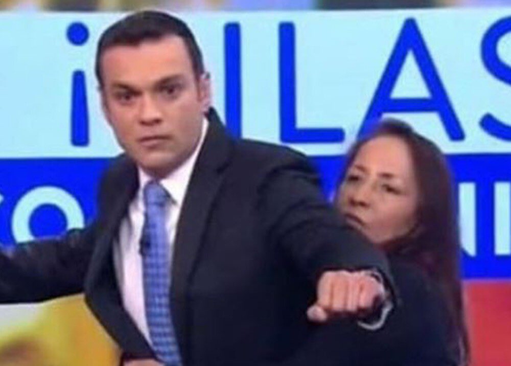 CristoAtado's tweet photo. Te propongo un sueño: 

Juan Diego Álvira Cortés, periodista y abogado de 46 años, oriundo de Ibagué, Tolima, próximo Procurador General de la Nación. 

FAV para apoyar con vehemencia. https://t.co/rdBIlQ52ES