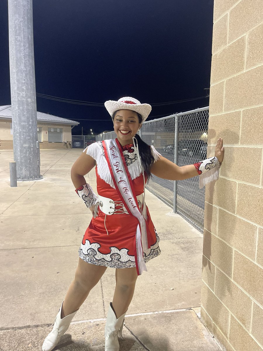 BlueStampedeAP's tweet image. Spirit Girl of the Week! Way to go Gigi! #myrette #rangerettes 😍🥰😍