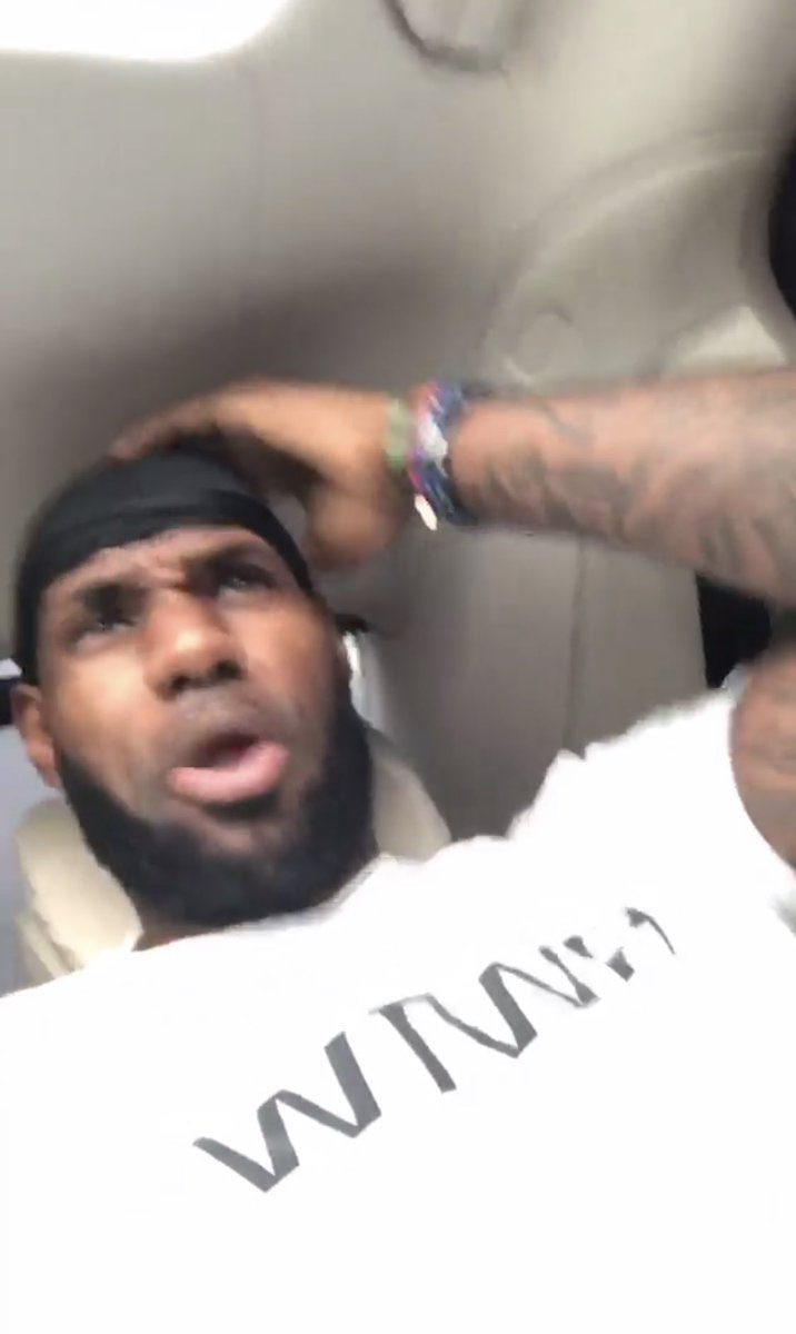 yeetodabuddha's tweet photo. “First take go to first base, Stephen A. Smith Wess'
On the hill, talkin' shit like Skip
Or Shannon, sharp-shootin' off the top of the cliff”-JID crack sandwich https://t.co/ZMUMqjkVQh