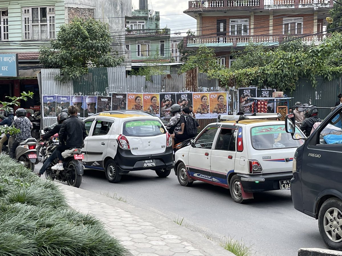 AmritaLamsal's tweet photo. यो बाटो #One_Way नगरी हुँदैन के ! हरबखत यत्तिकै हो, @valleytraffic https://t.co/kn8HZDDmwF