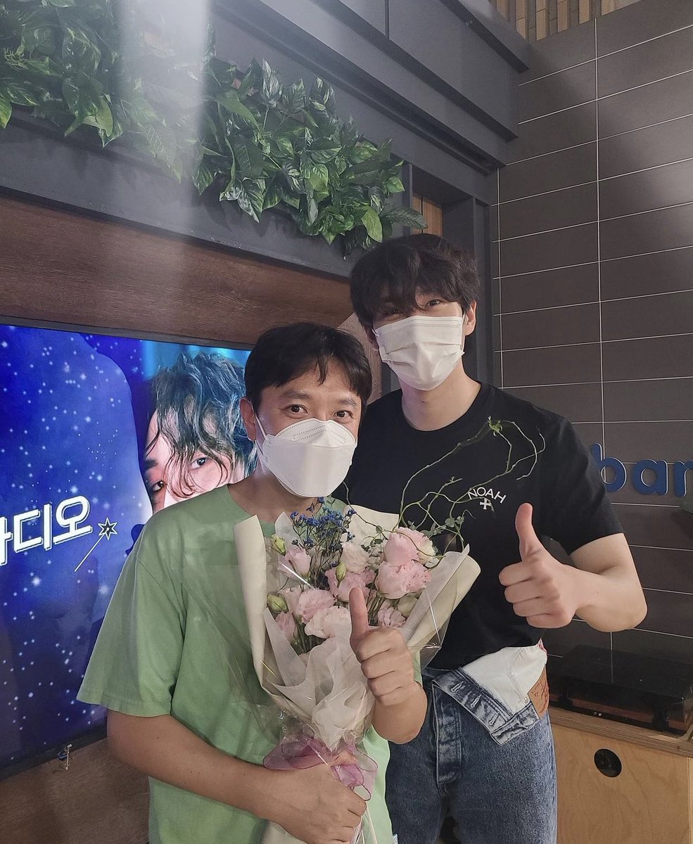 ShinwonFR's tweet photo. 220823 | 📷 | INSTAGRAM 
↧

↦https://t.co/pm9JKbQXov

┅┅┅
©️ebsfmnight 
#✨ https://t.co/Xl6AO7NSsJ