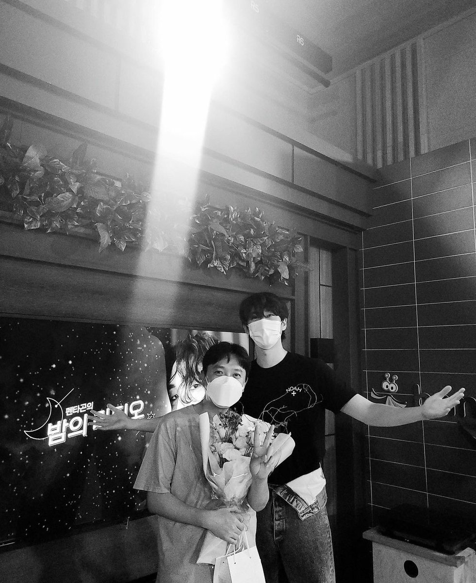 ShinwonFR's tweet photo. 220823 | 📷 | INSTAGRAM 
↧

↦https://t.co/pm9JKbQXov

┅┅┅
©️ebsfmnight 
#✨ https://t.co/Xl6AO7NSsJ