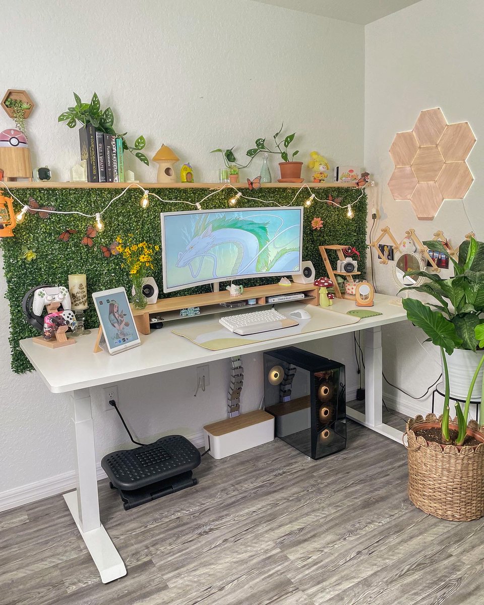 FlexiSpotUK's tweet photo. Feeling Fridaylicious and you made it!
What about some fresh vibes around the corner?π±
Product: E7 Standing Desk
#flexispot #flexispotu #homeoffice #Homework #HomeDecor #standingdesk #FridayFeeling https://t.co/EmYfLJSjAX