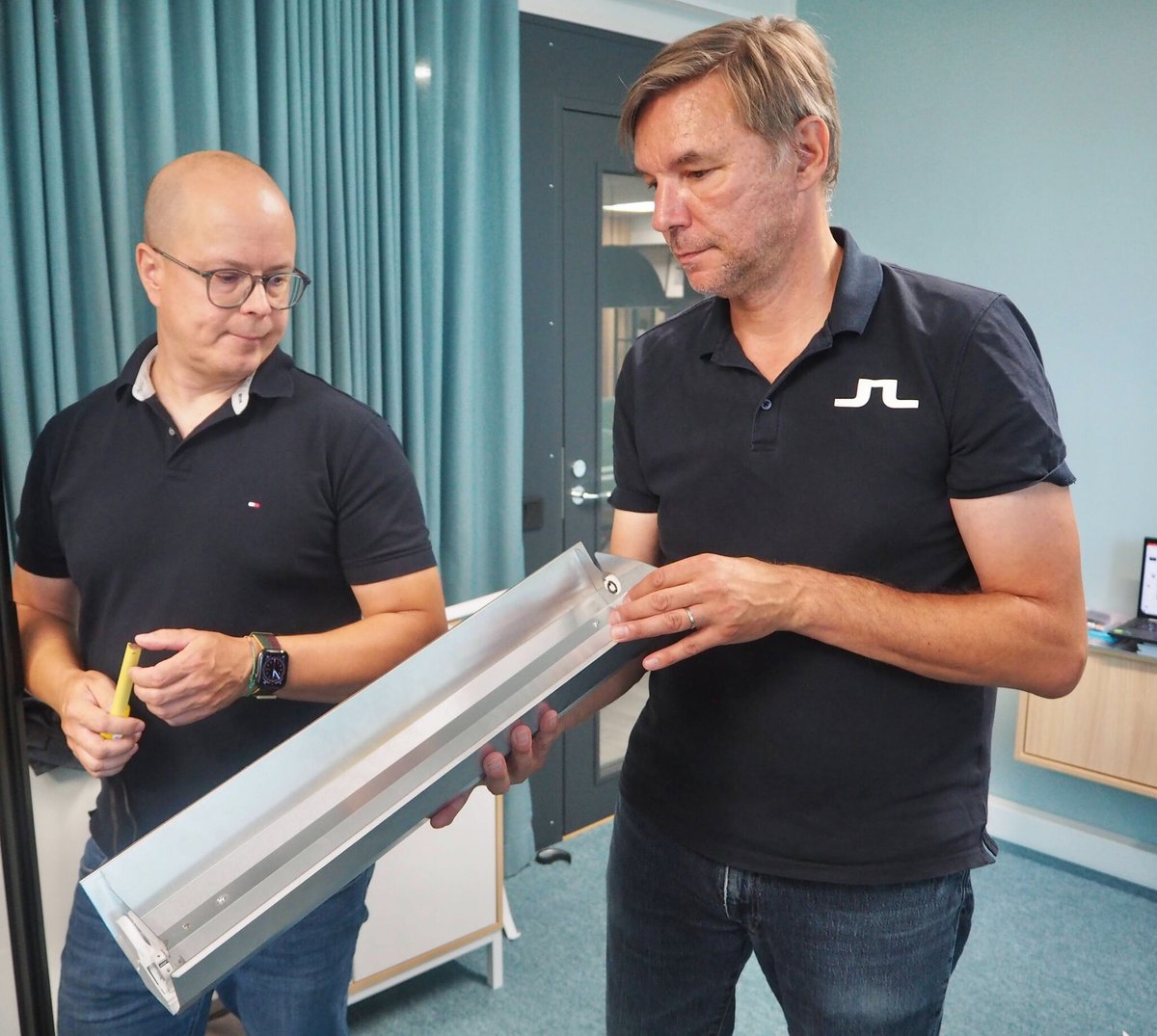 We hope everyone enjoyed their summer break! 🌞

At MedicubeX, we've had a couple of productive months behind us and continue to work with full speed ahead to develop our autonomous eHealth station. 🔥
#preventivehealthcare #digitalhealthcare #medicubex #healthtech #telehealth