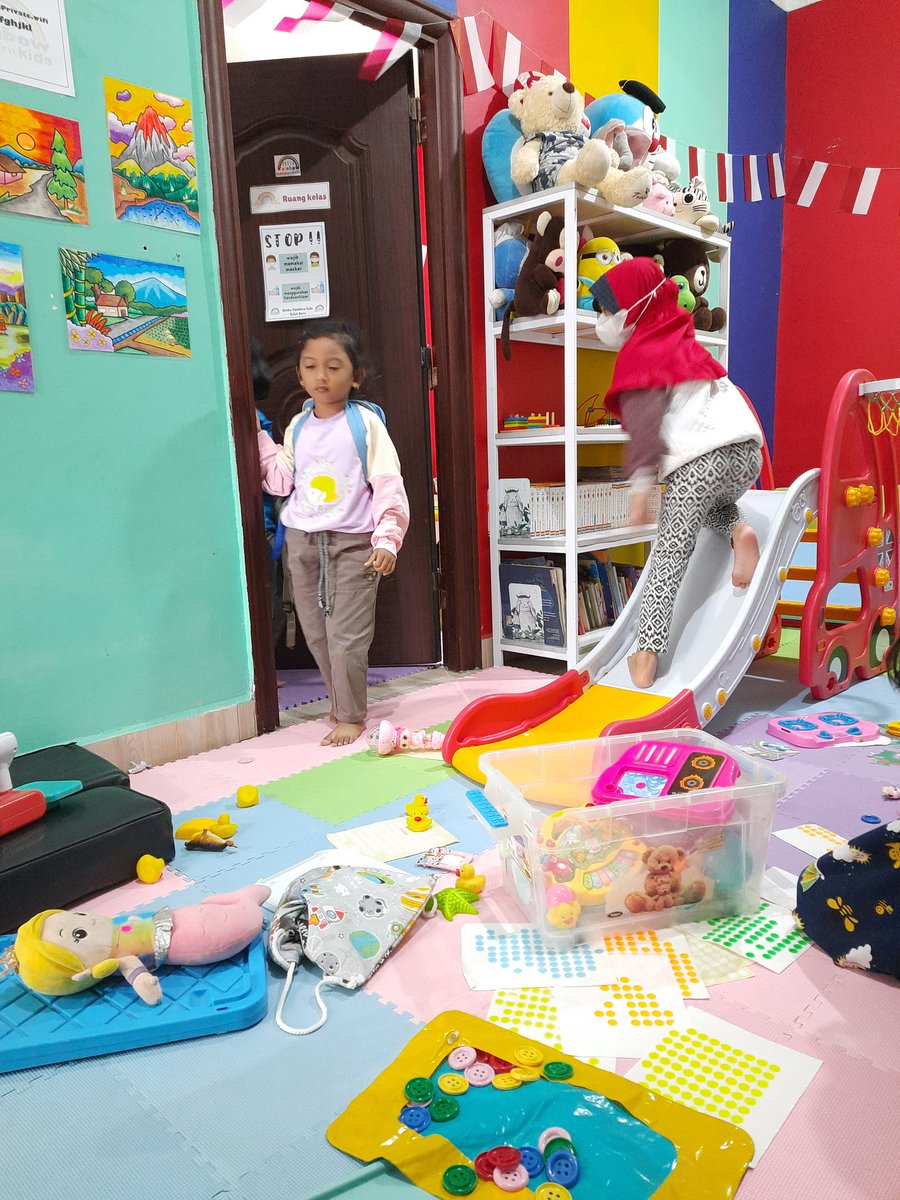 filasun's tweet photo. Bimba Rainbow Kids Palembang https://t.co/yBYtNso0D0