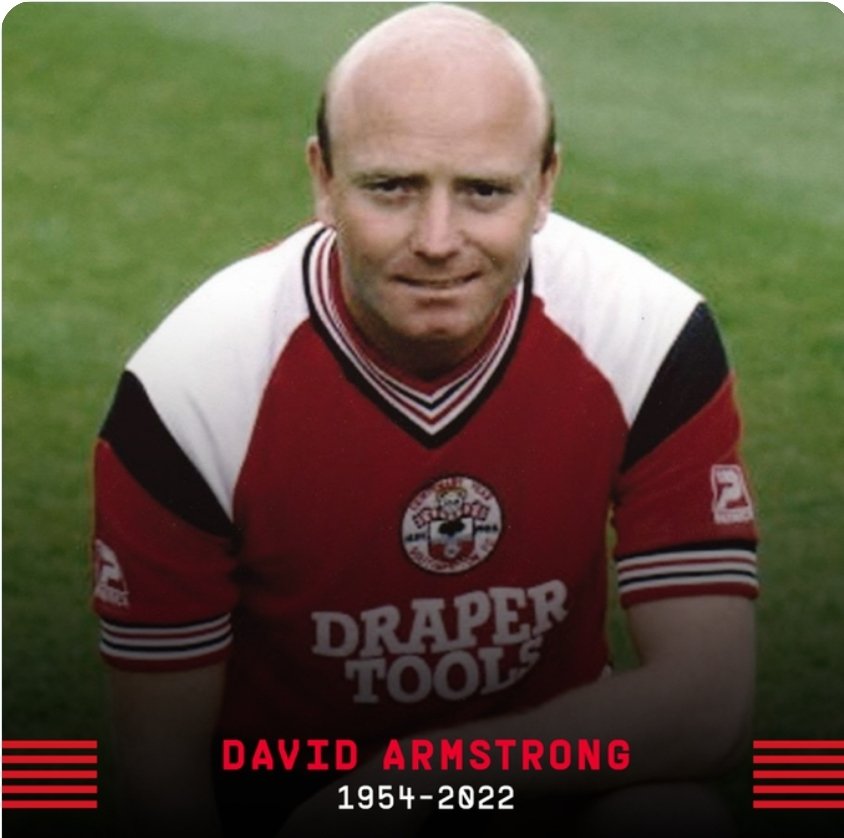 yjw_x's tweet photo. In memory of David Armstrong 🕊❤️
The club will be playing a video around 10 minutes before kick-off on David. ❤️🤍
There will be a minutes of applause on the 10th minute in his memory.
Please share everyone 👏 #saintsfc https://t.co/YAgDcZxBJP