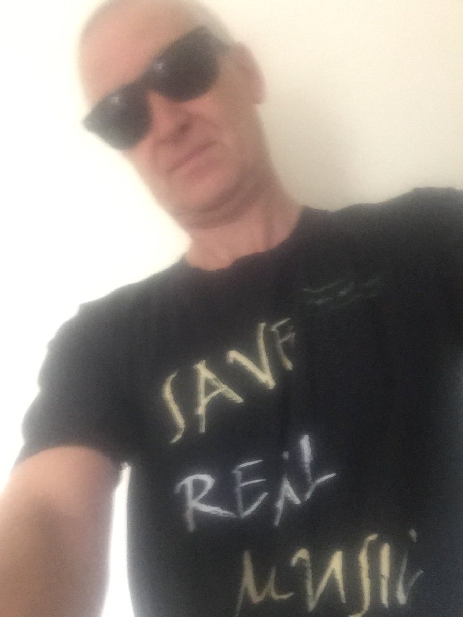 RelaxRadio_'s tweet photo. #HappyFriday #SaveRealMusic
#FridayFeeling #weekendvibes
https://t.co/Tyt15ghVi7 https://t.co/Lgb5GFUO9C
