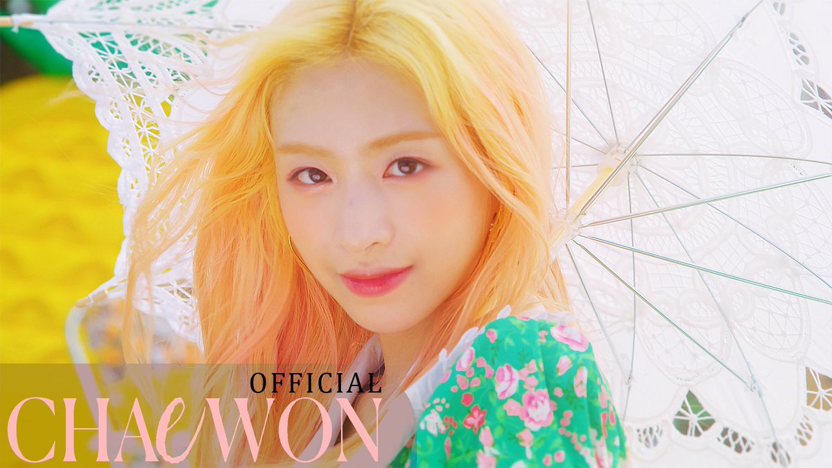 KIM CHAE WON (김채원) - 'TOMORROW' M/V TEASER #2
#KIMCHAEWON #김채원 #TOMORROW #20220829 
HONEY CHAEN - youtu.be/QOuAh-Ch4_8
GINIE MUSIC - youtu.be/2fVQuuRVSN4