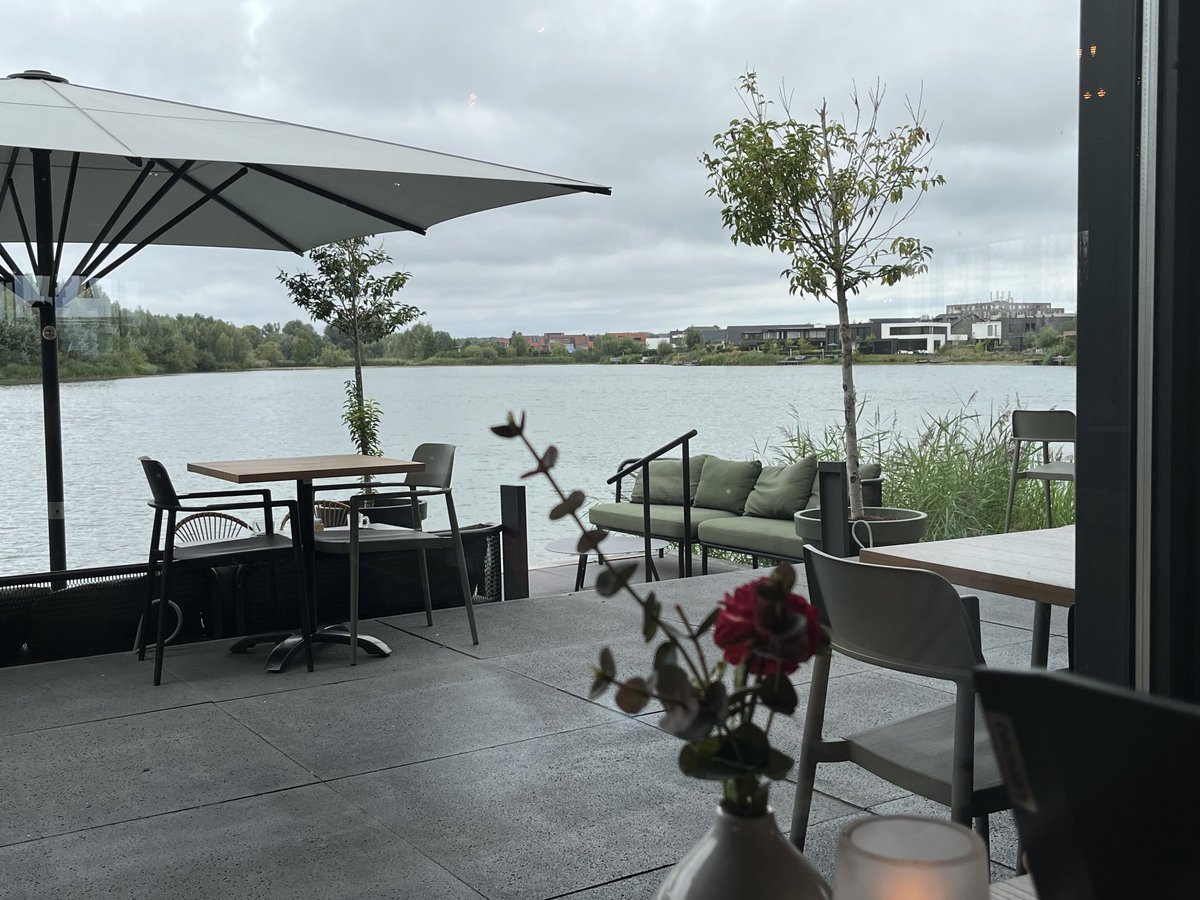 Heidag bij Fort Vier in Arnhem! Bewolkt maar prachtige locatie en keihard aan de slag met de harde kern van StrakZ. 👊🏻