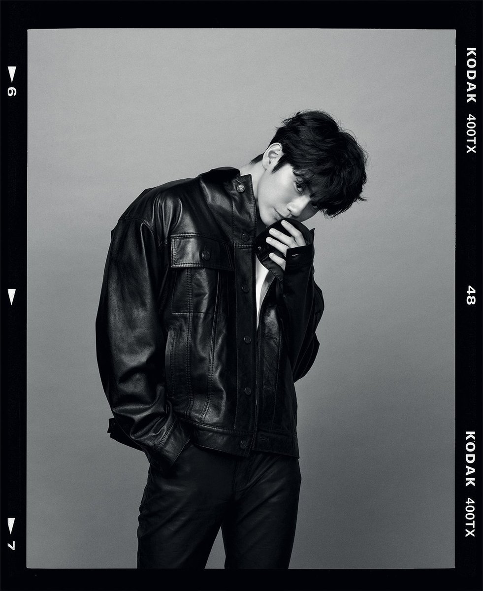 VogueKorea tweet picture