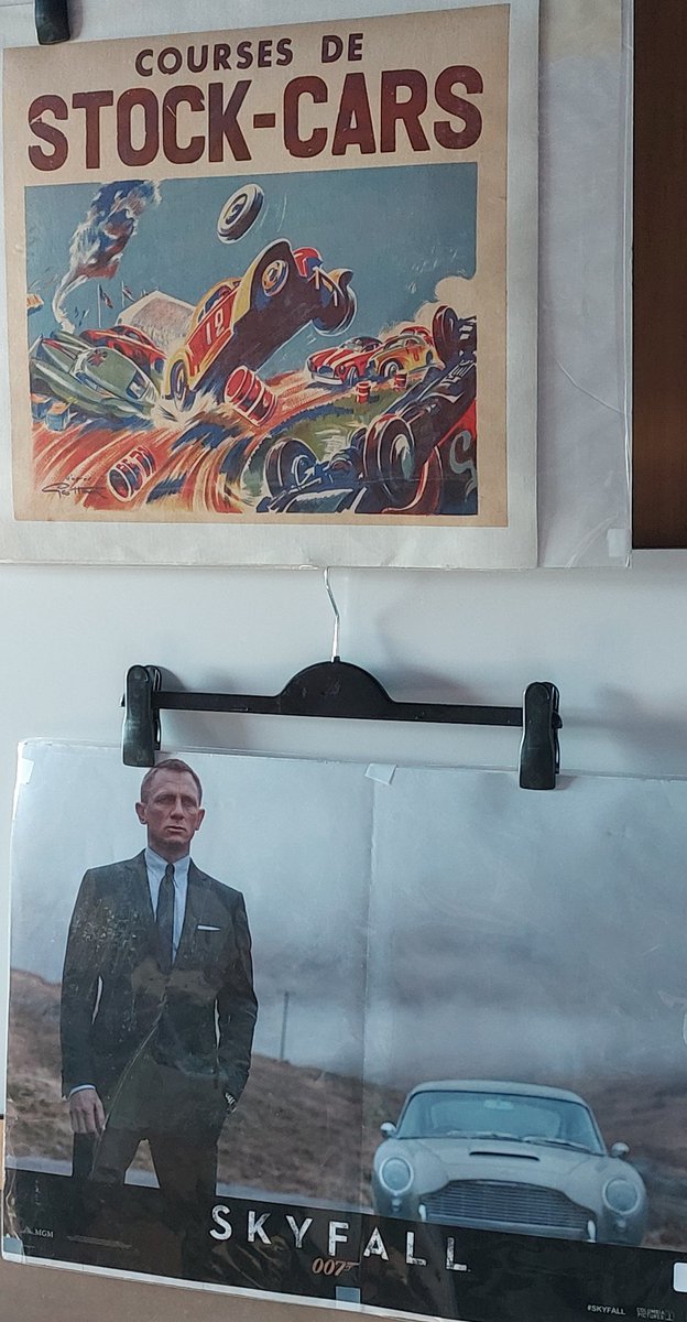 #geoham &amp; #JamesBond originals, SOLD this morning <a href="/DrivepastPaul/">Drivepast Original Posters</a>