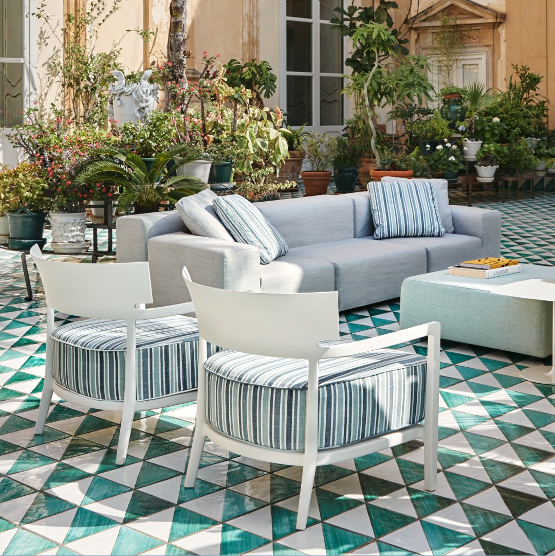 Outdoor mania! Kartell boasts a growing range of solutions for outdoor life with the new versions of Plastics Outdoor and Cara Mat in the wonderful location, Palazzo Valguarnera-Gangi. #Kartell #kartelllovestheplanet #kartellwander