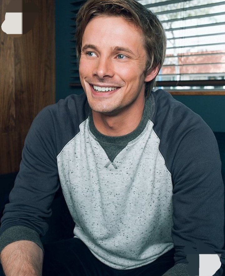 francymerlinda's tweet photo. Bradley james #wonderfulactor  source pinterest https://t.co/ULP0bj2LzE