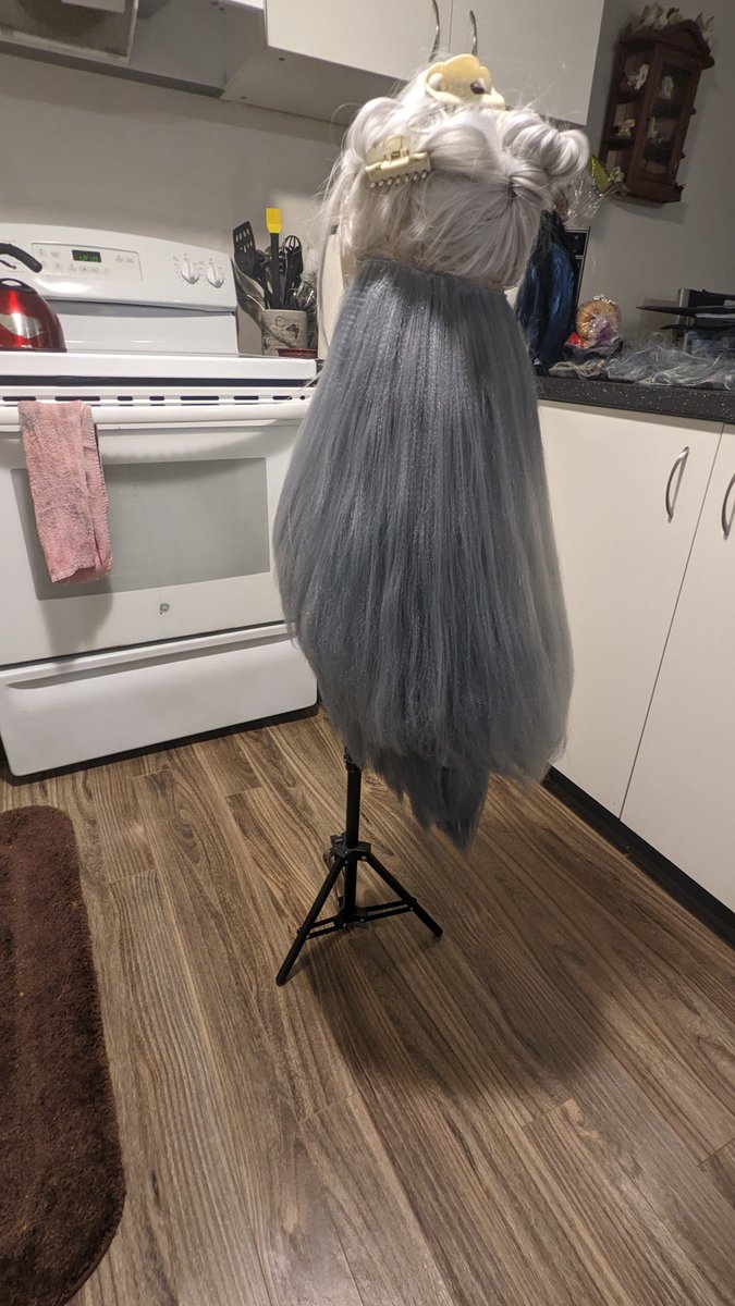 MistyLovesDads's tweet photo. #edatheowllady #edatheowlladycosplay #edatheowlladycosplayer #mamaowl #theowlhouse #theowlhousecosplay #owllady #wigcommission #wigbuild #owlbutt #wigmaker #Luz https://t.co/L7VfpNs79e