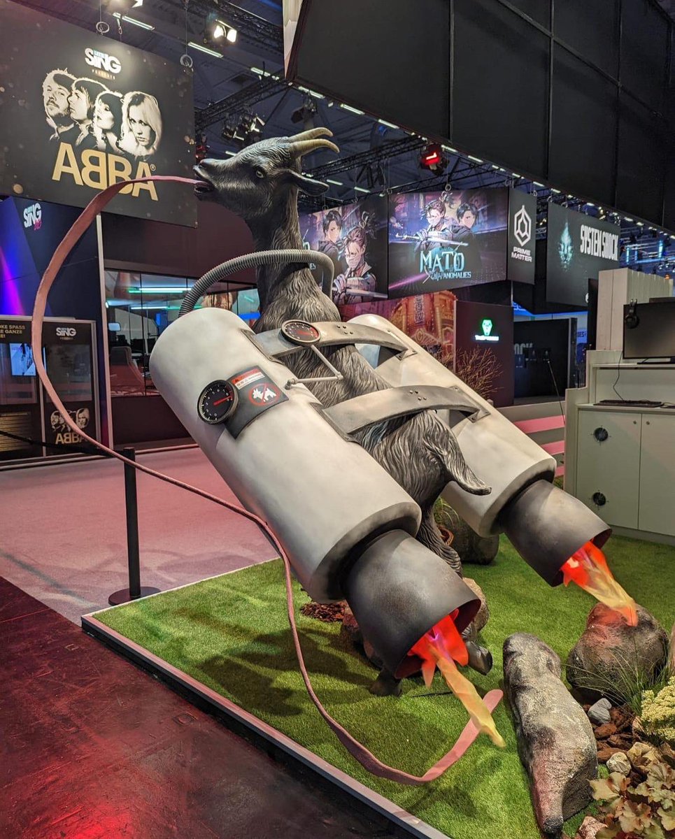 spur_creative's tweet photo. Pilgor blasted out from our workshop and landed @gamescom #GoatSimulator3  #GoatSimulator3GAME - Tweet us your pics with #GoatSimulator https://t.co/8vTojHSBso
