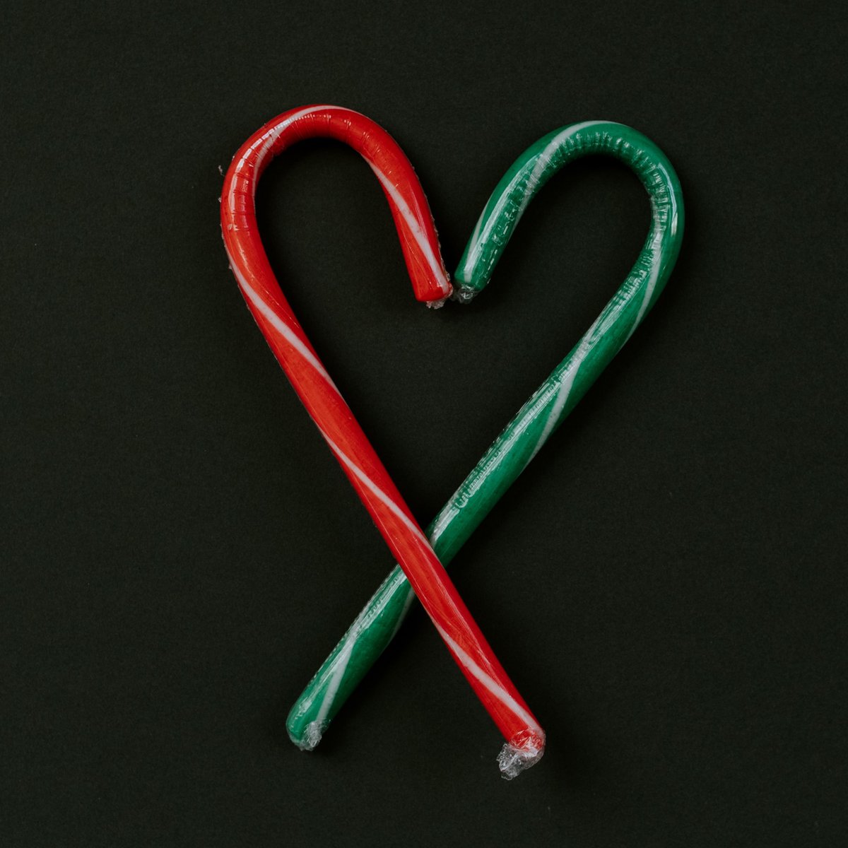 dailychristmass's tweet photo. We're now 119 days away from Christmas. ❤️✨ https://t.co/HWQ5BD3O1r