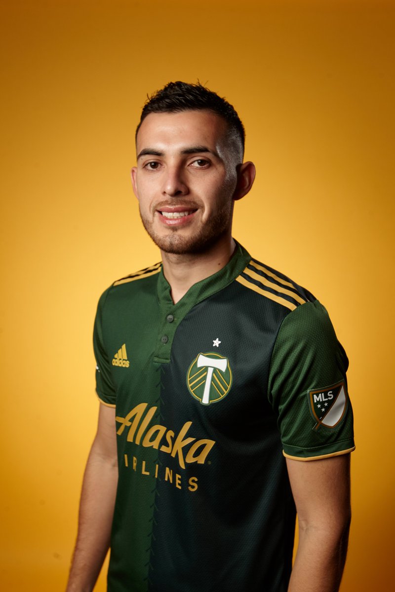 Go Green &amp; Gold 💪

RT this tweet for a chance to win a Timbers Primary Kit courtesy of <a href="/AlaskaAir/">Alaska Airlines</a>. 

NoPurNec. 18+. Portland, OR only. Ends 8/29/22. Rules: bit.ly/3RxtILU