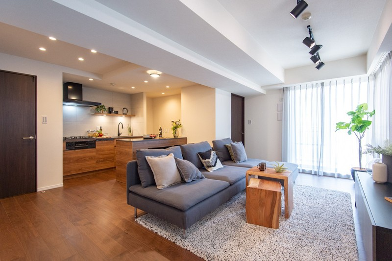 JpnRealtySTARTS's tweet photo. 2min to #Shintomicho staion in #Ginza, #HigashiGinza area.
Price: JPY104.8M ≒ USD766K ≒ EUR766K
Structure: RCS
Built: Feb 2004
Floor Plan: 2BR
Size: 60.2m2 / 647.98ft2
#cornerroom #realestate #property #petfriendly #sale #TokyoMetro #ChuoWard #Tokyo #Japan https://t.co/eOppLIbBKa