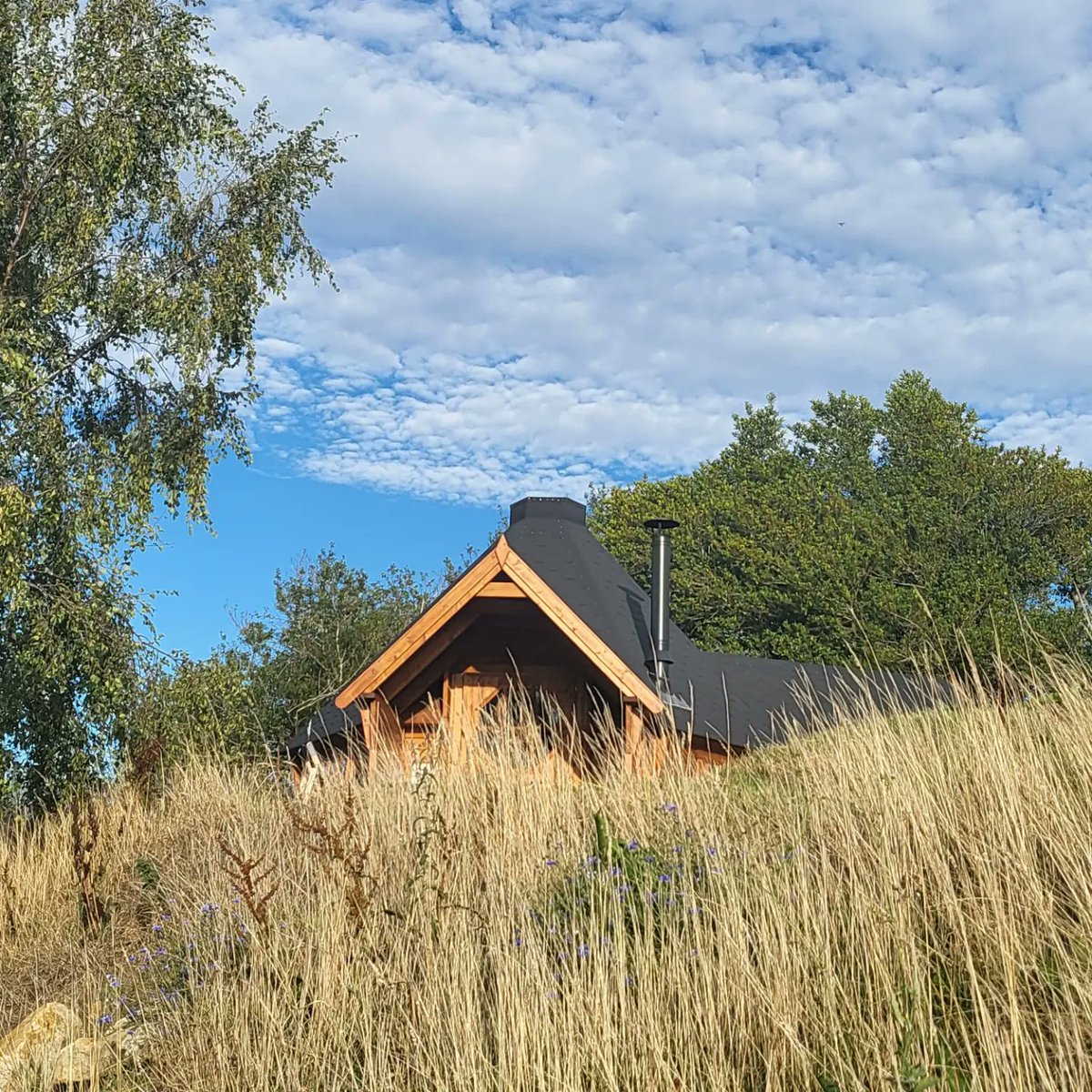 HampdenThompson's tweet photo. Have had a fantastic few days in Nidderdale attending a wedding of a fabulous young couple who decided to have a festival type wedding event in which we all camped.
#wedfest #nidderdale #Yorkshire https://t.co/ZiHhbFWycW