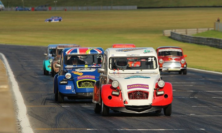 SnettertonMSV's tweet image. Discounted advance tickets for the 2CV 24 Hours at Snetterton this weekend available until 4pm today (Friday).

Full price tickets available on the gate. Under-13s go free. 

news.snetterton.co.uk/2cvs-race-arou…