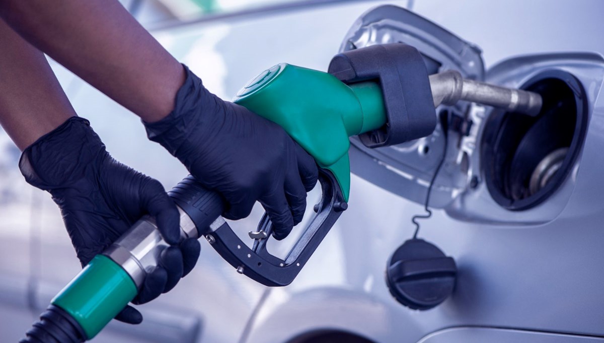 BitkrexHaber's tweet photo. Rusya-Ukrayna savaşıyla birlikte brent petrol fiyatlarında dalganlanma sürerken, benzin ve motorin fiyatları da indirim ve zam #Akaryakıt #Benzin #Bitkrex #BitkrexHaber #Ekonomi #Enflasyon #KriptoPara #KriptoParaHaber #LPG #Motorin #Zam #ZamGeldi

https://t.co/HP6RR33Qor https://t.co/tfkGemaz4l
