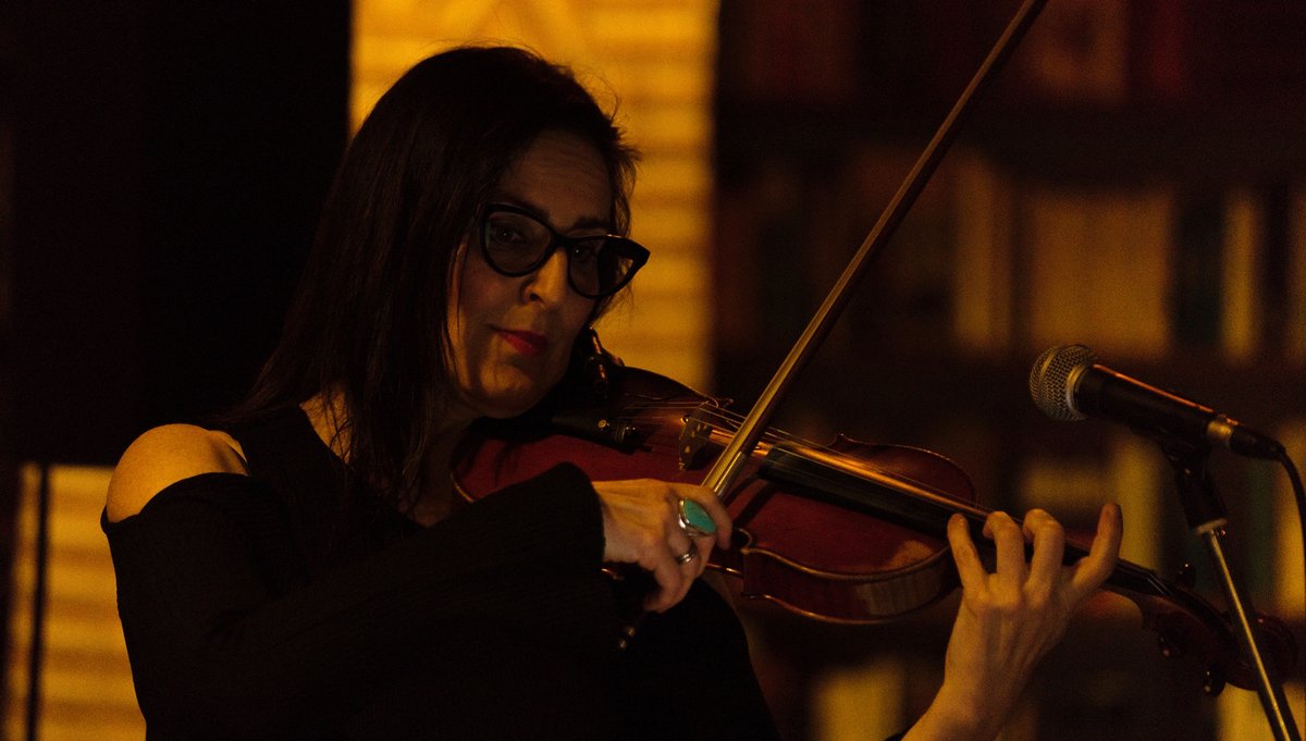 hinterlandt tweet media