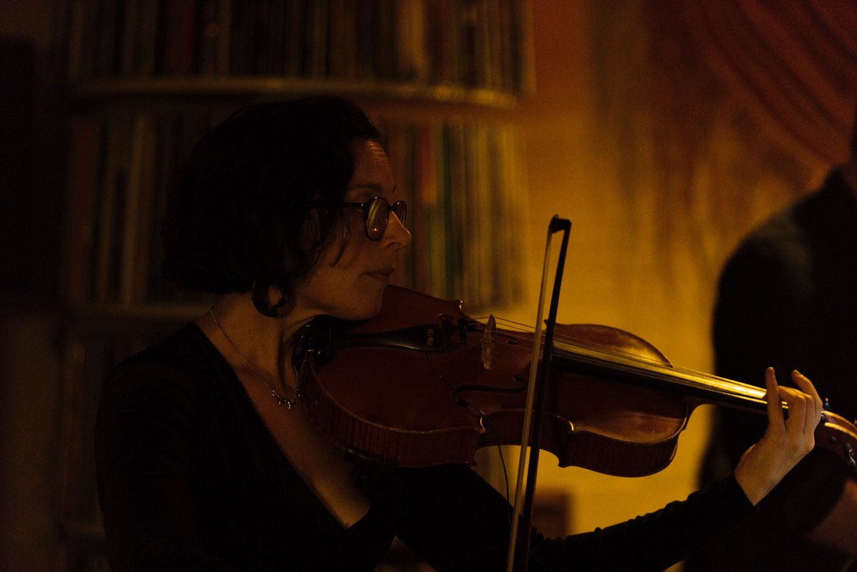 hinterlandt tweet media