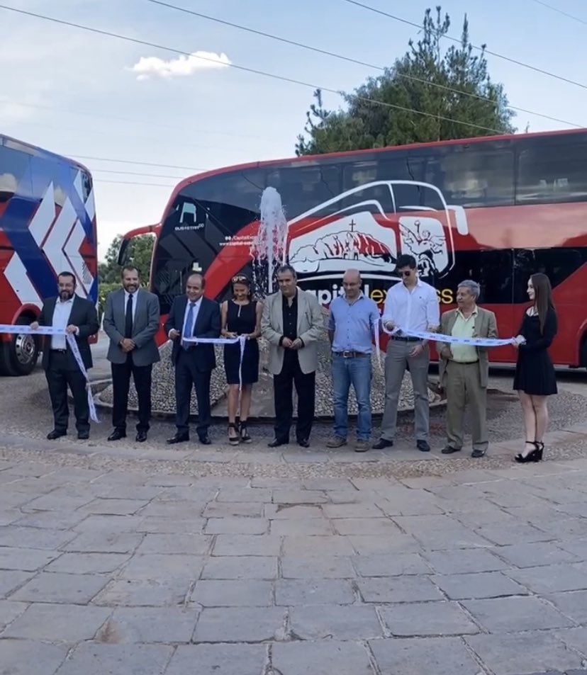 monicavaldsmir1's tweet photo. Felicidades al Lic. Eduardo López Muñoz, presidente de #Grupoislo por el inicio de operaciones de #Capitalexpress en Zacatecas. https://t.co/Fq7KNheoDu