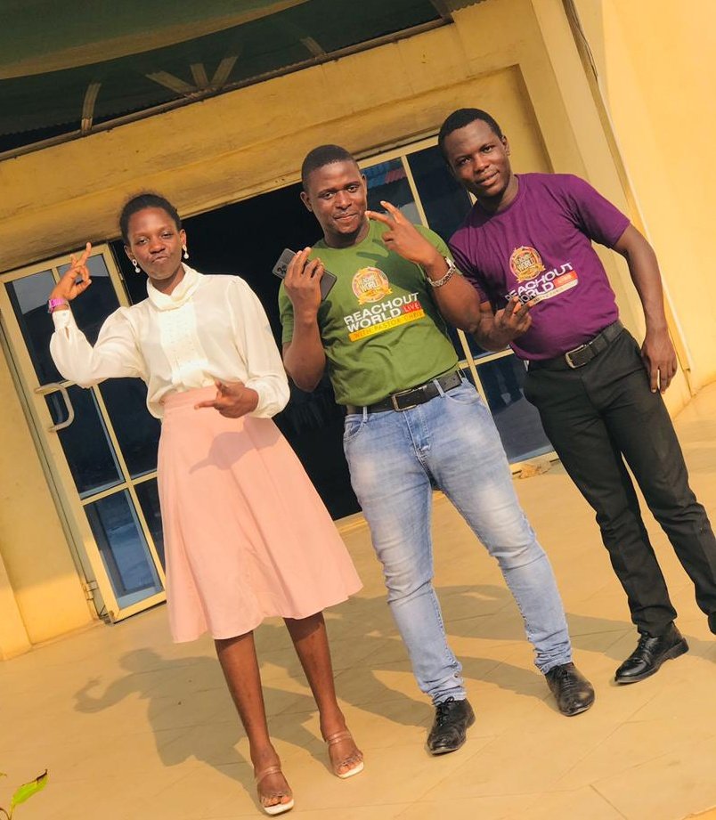 iAmFridayDemola's tweet photo. Next Big Thing:
Reach Out World with my Man of God (Rev Chris Oyakhilome)
We're preparing 7 billion souls for our Lord & Saviour Jesus Christ
Pastor Chris | Rhapsody of Realities | Youth | World
#celz1rocks #ReachOutWorld #ROPPC #CeAgegeGroup https://t.co/3h87iPUyEI