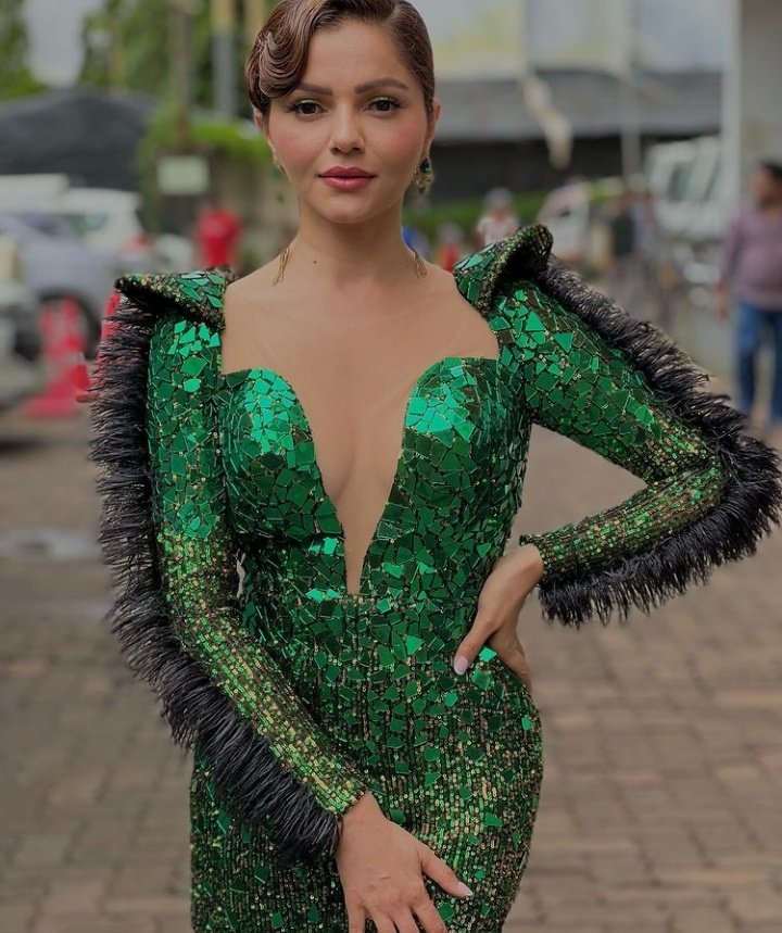 hinditelebuzz's tweet photo. #PromotionPointTv Wishing A Very Happy Birthday to the Most Talented & Beautiful #RubinaDilaik .
HBD BOSSLADY RUBINA
@RubiDilaik @PPtvOfficial https://t.co/t8I7TJwRTf