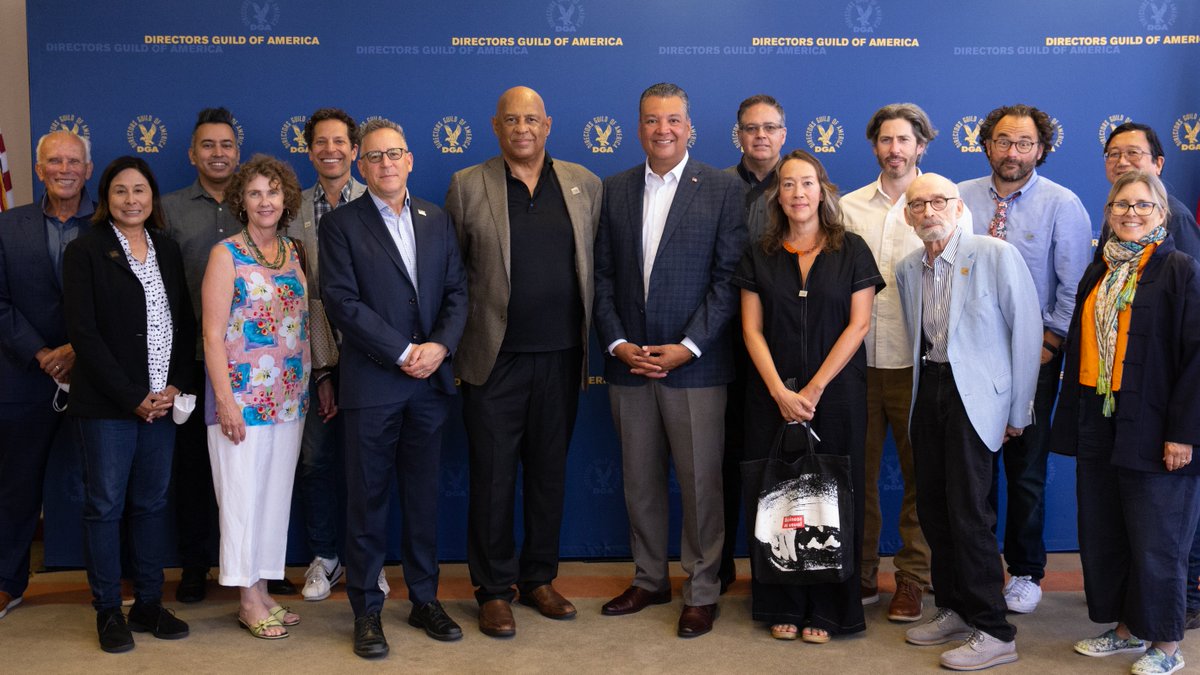 thejaytorres's tweet photo. Great meeting with @AlexPadilla4CA at @directorsguild  and finding out about his story as a child of immigrants who went from San Fernando to MIT to the US Senate. @thejaytorres &amp; Eli Gonda representing the Latino Committee.  #inspiring https://t.co/hszEoVjugE
