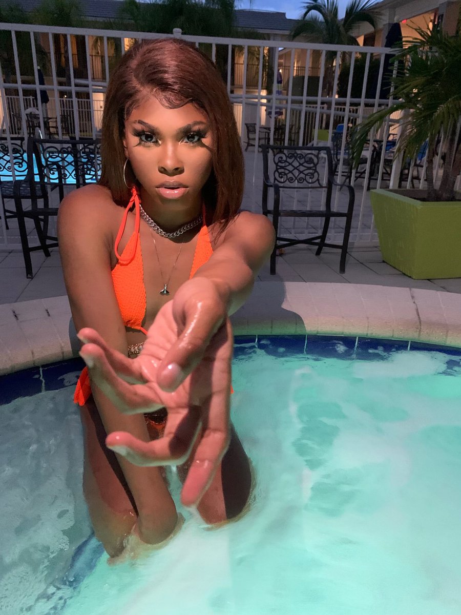 vrtualgrlzo3's tweet photo. 𝘼𝙞𝙣𝙩 𝙗𝙚𝙚𝙣 𝙩𝙝𝙞𝙨  𝙬 𝙚 𝙩  𝙞𝙣 𝙮𝙚𝙖𝙧𝙨🍊🌊 https://t.co/DM5YmAQ8bN