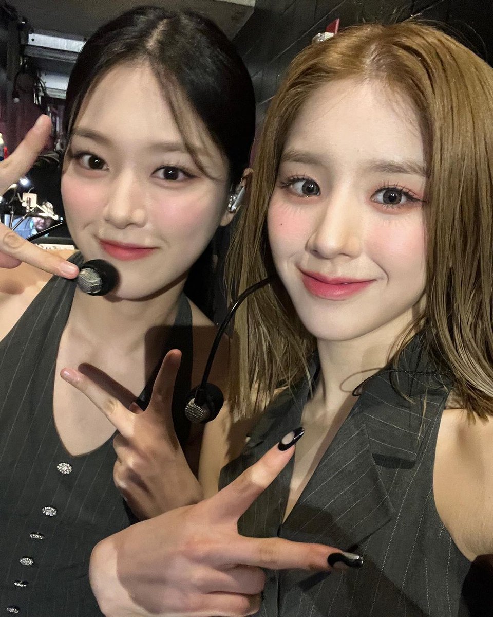 희진. tweet media
