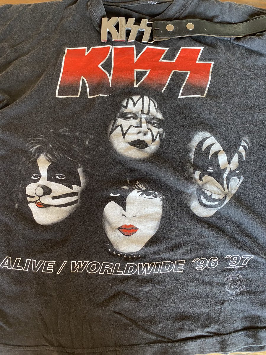 alanwedesweiler's tweet photo. Tonight’s vibe 🤘🏼
#KISS #KISSarmy https://t.co/8HzhvkgXgy